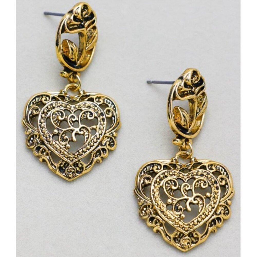 ARYA HEART DROP EARRINGS